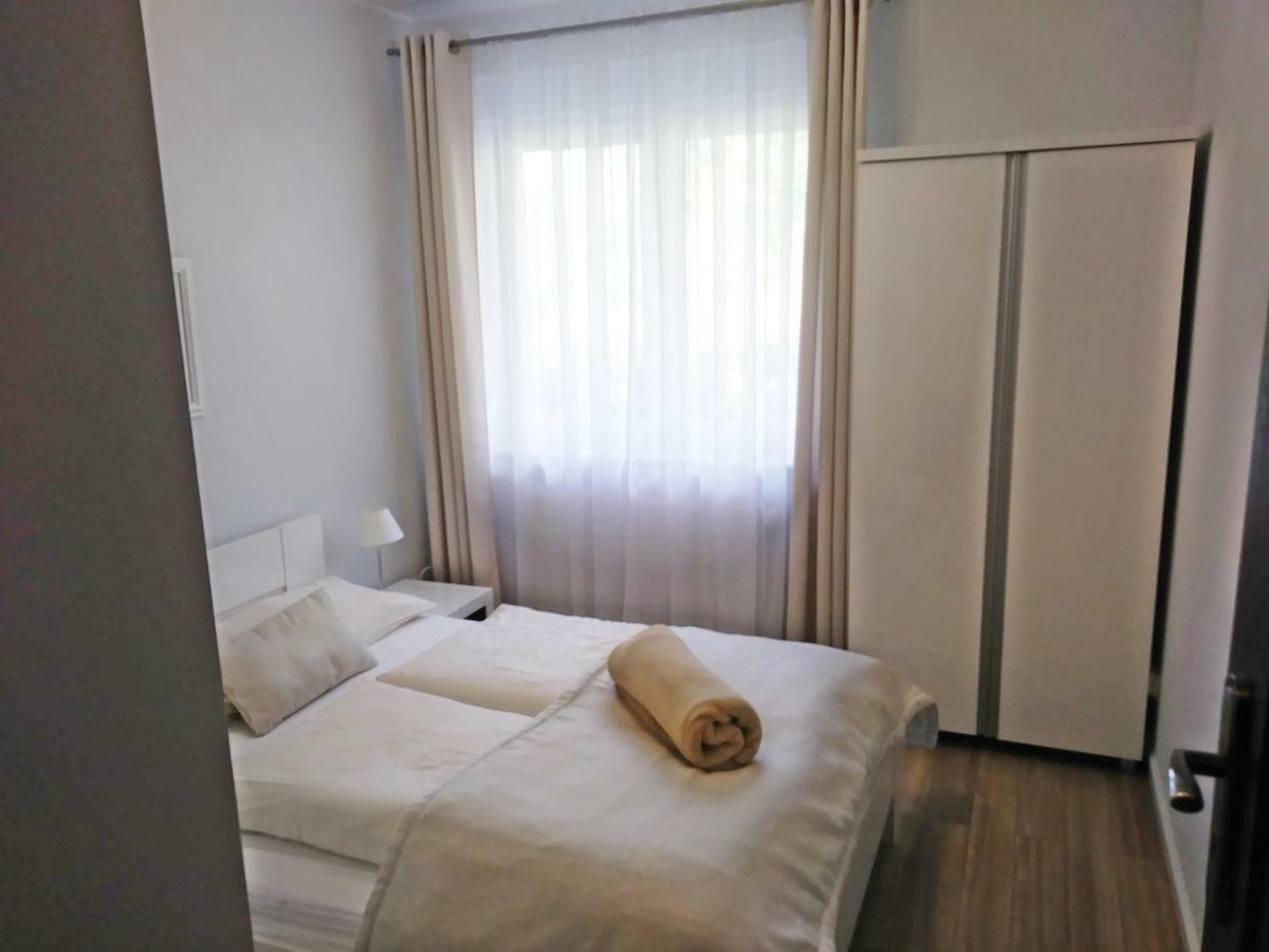 Apartamenty Amika ชกลาร์สกา ปอเรมบา ภายนอก รูปภาพ