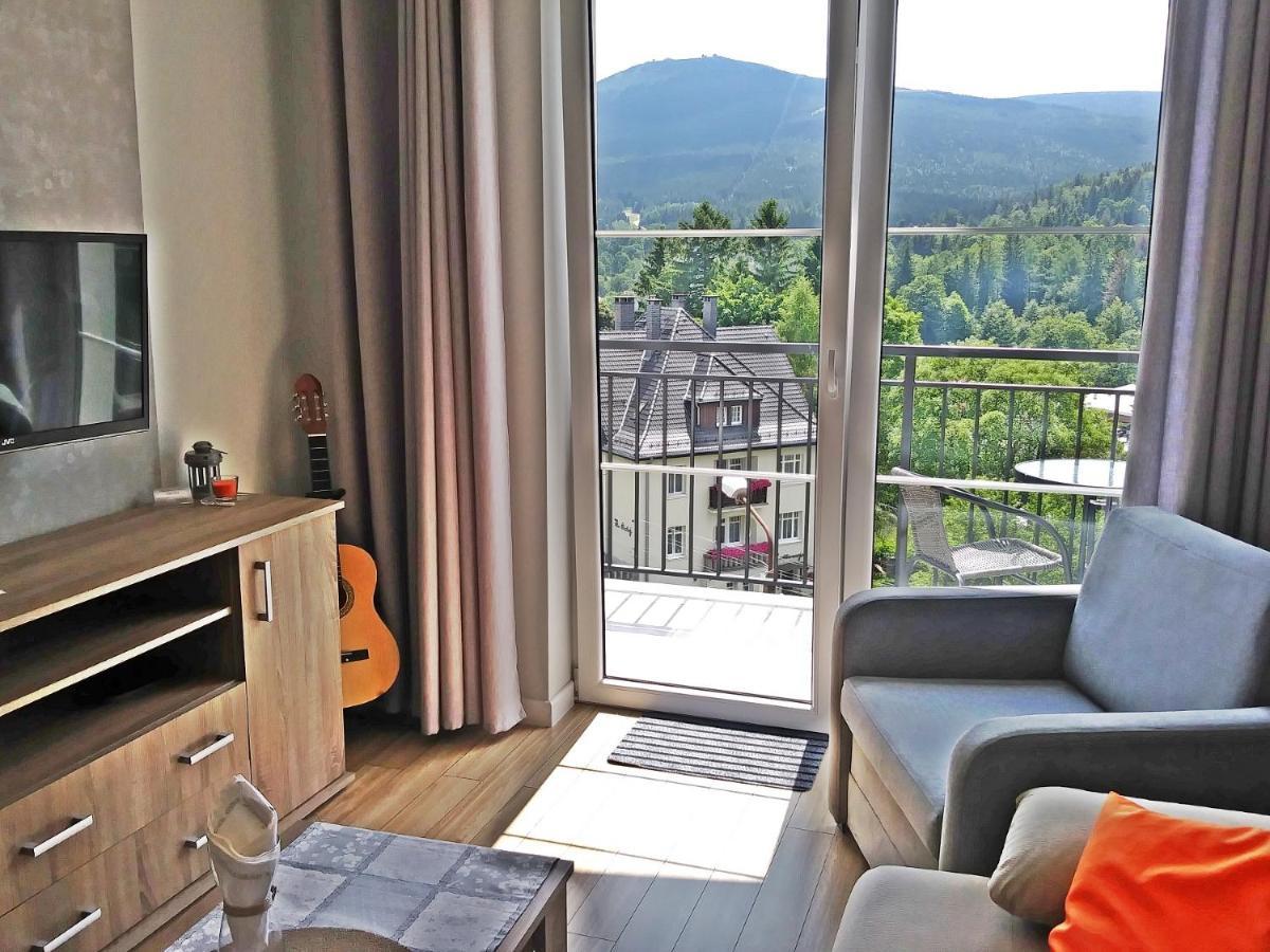 Apartamenty Amika ชกลาร์สกา ปอเรมบา ภายนอก รูปภาพ